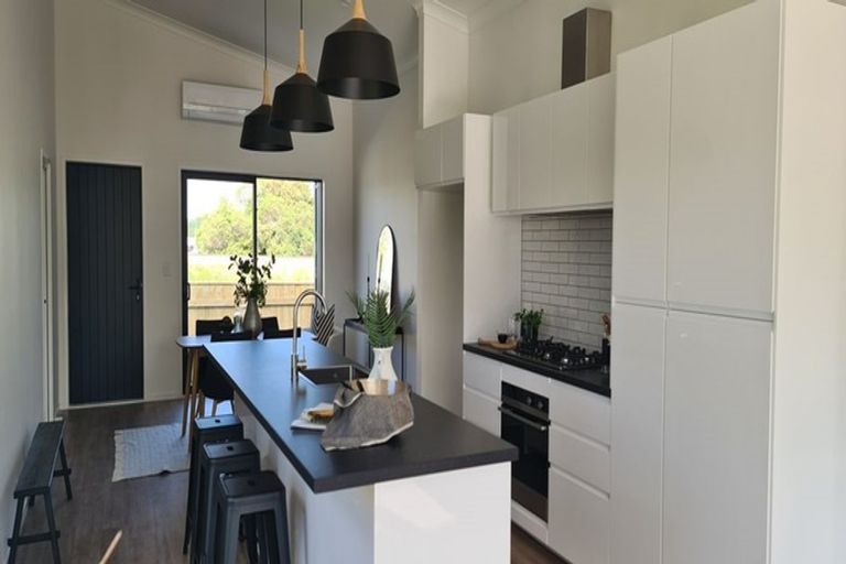 Photo of property in 28 Lethbridge Street, Feilding, 4702