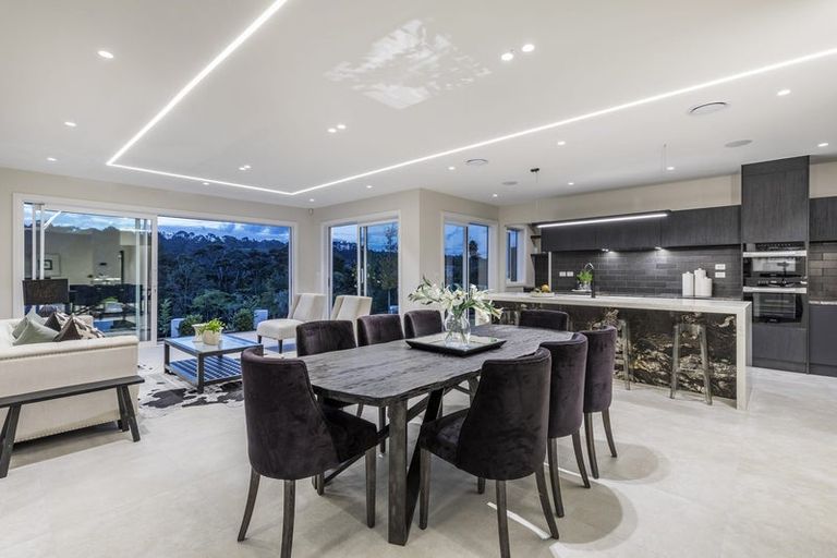 Photo of property in 11 Henry Blyth Lane, Greenhithe, Auckland, 0632