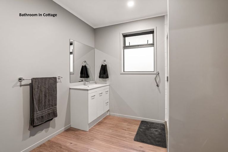 Photo of property in 100 Takahiwai Road, Ruakaka, Whangarei, 0171