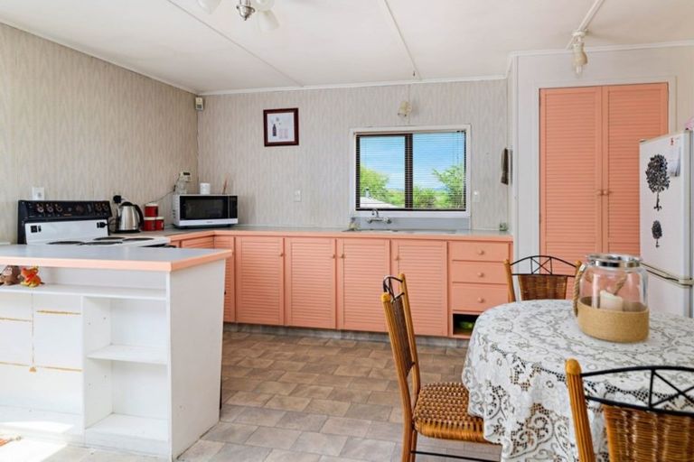 Photo of property in 21 Homedale Street, Pukehangi, Rotorua, 3015