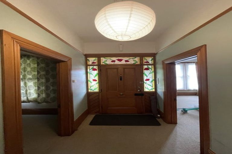 Photo of property in 135 Somerfield Street, Somerfield, Christchurch, 8024