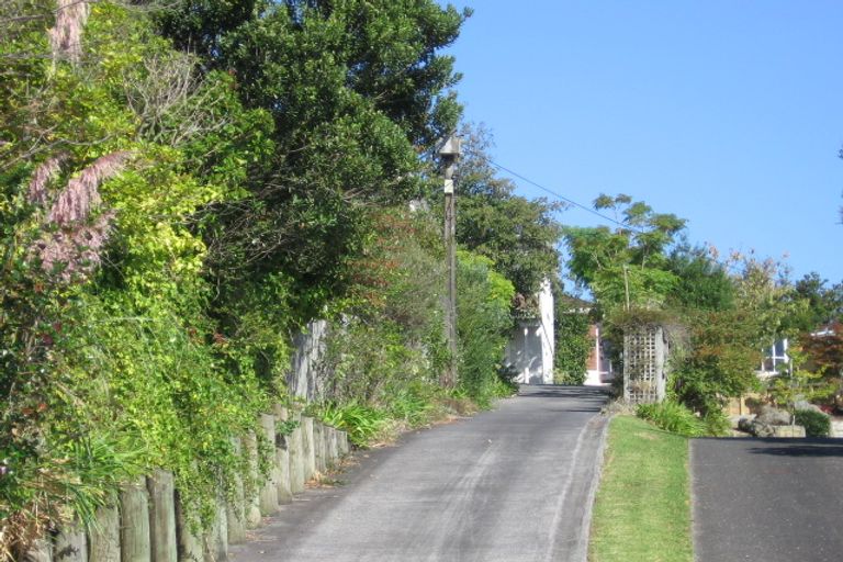 Photo of property in 3/30 Newhaven Terrace, Mairangi Bay, Auckland, 0630