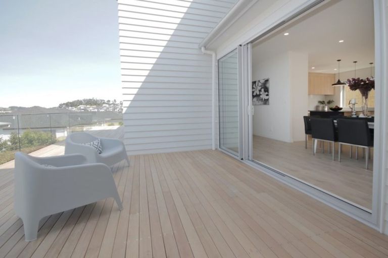 Photo of property in 28 Grut Greens, Silverdale, 0932