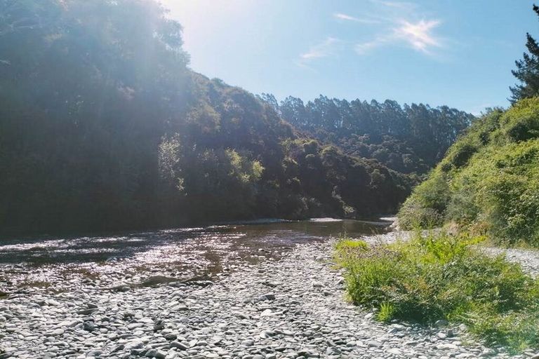 Photo of property in 83 Cosy Dell Road, Herbert, 9495