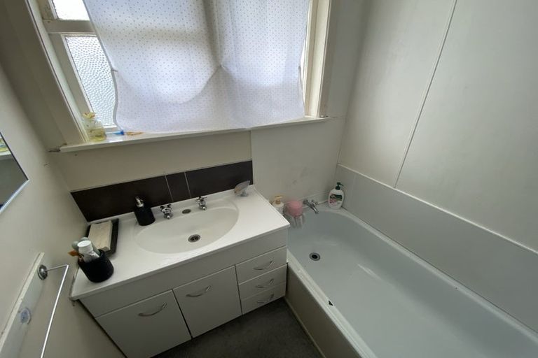 Photo of property in 15 Slim Street, Bader, Hamilton, 3206