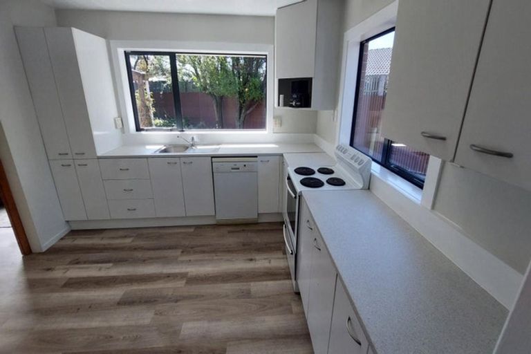 Photo of property in 16a Fovant Street, Russley, Christchurch, 8042