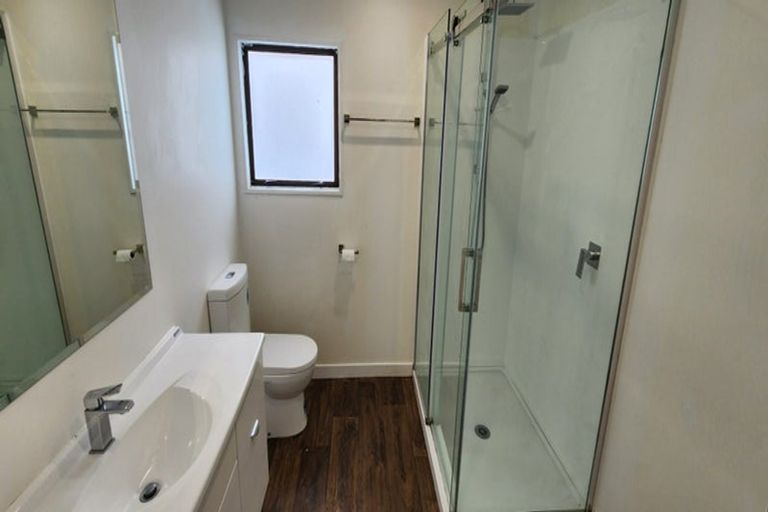 Photo of property in 7 Cook Street, Marfell, New Plymouth, 4310