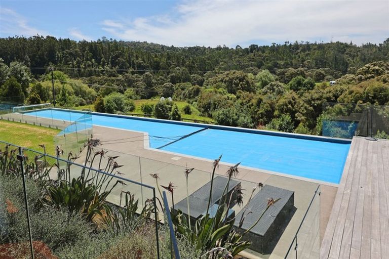 Photo of property in 28d Tram Valley Road, Swanson, Auckland, 0614
