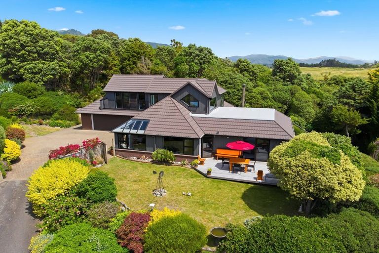 Photo of property in 229 Te Hapua Road, Te Horo, Otaki, 5581