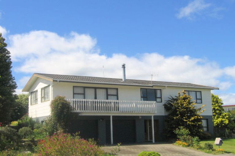 Photo of property in 3 Kensington Place, Richmond Heights, Taupo, 3330