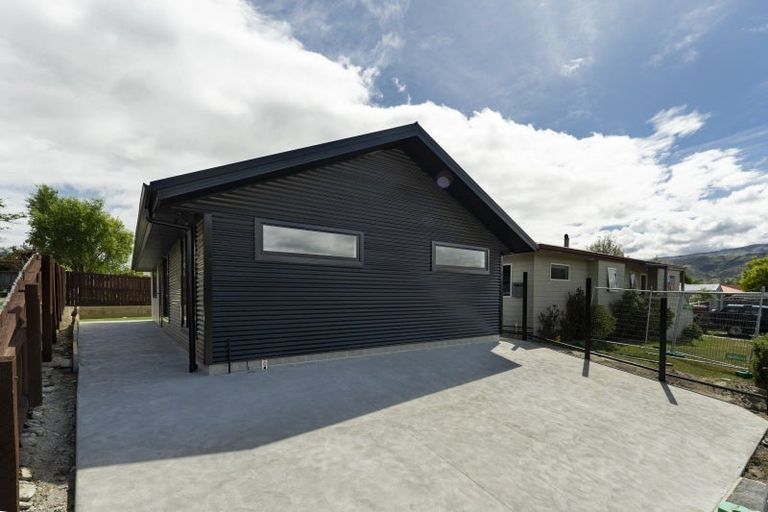 Photo of property in 3a Sarita Place, Cromwell, 9310