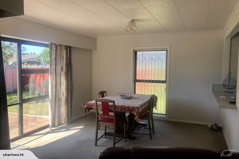Photo of property in 37 Branch Road, Highlands Park, New Plymouth, 4312