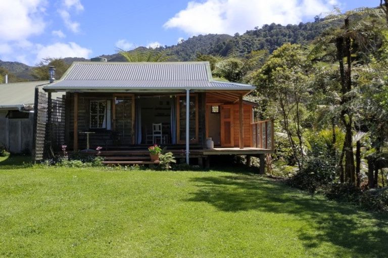 Photo of property in 839 Collingwood-puponga Main Road, Collingwood, 7073
