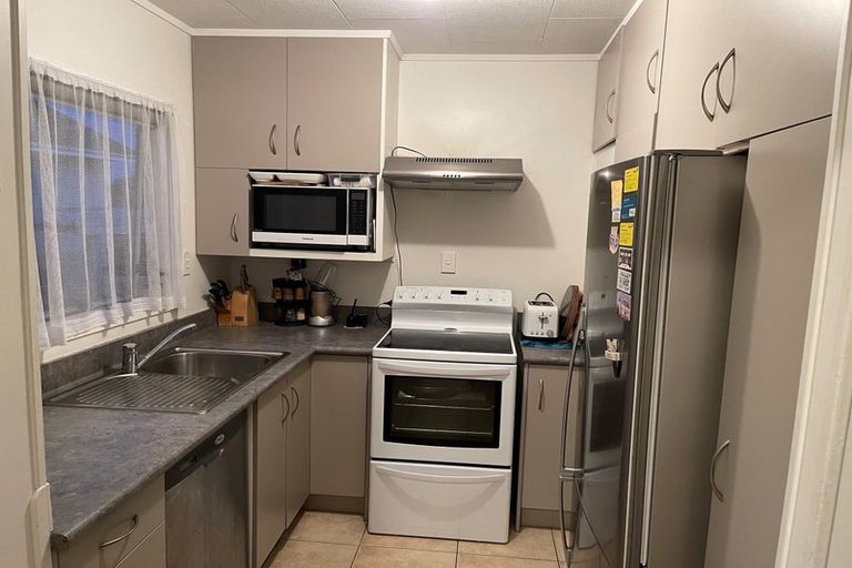 Photo of property in 219 Mahia Road, Wattle Downs, Auckland, 2103