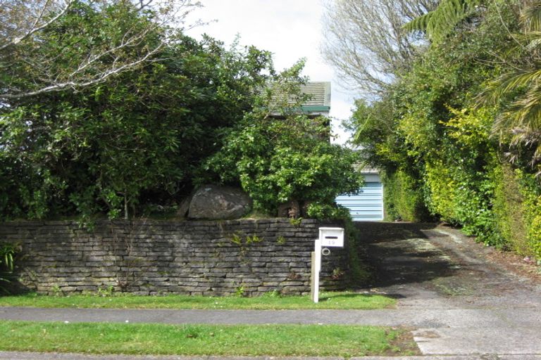 Photo of property in 19 Tainui Terrace, Inglewood, 4330
