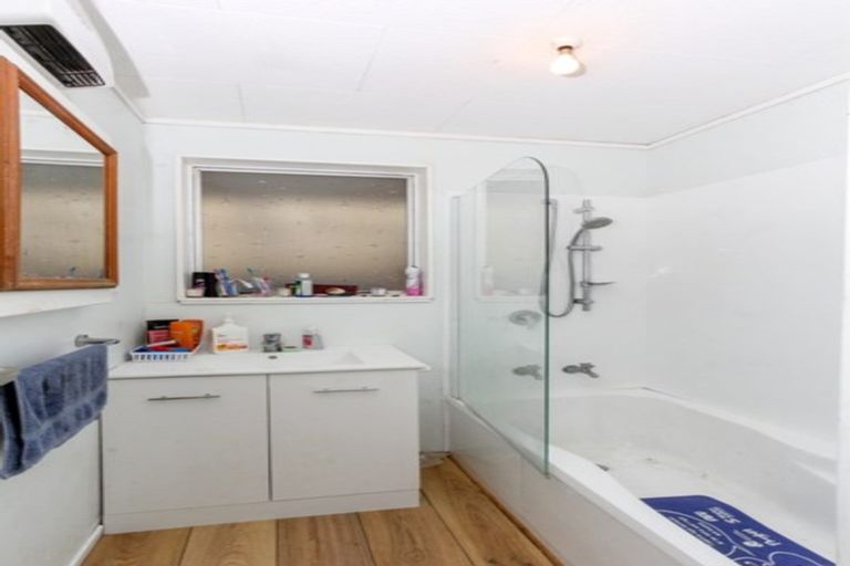 Photo of property in 61 Hume Street, Waitara, 4320