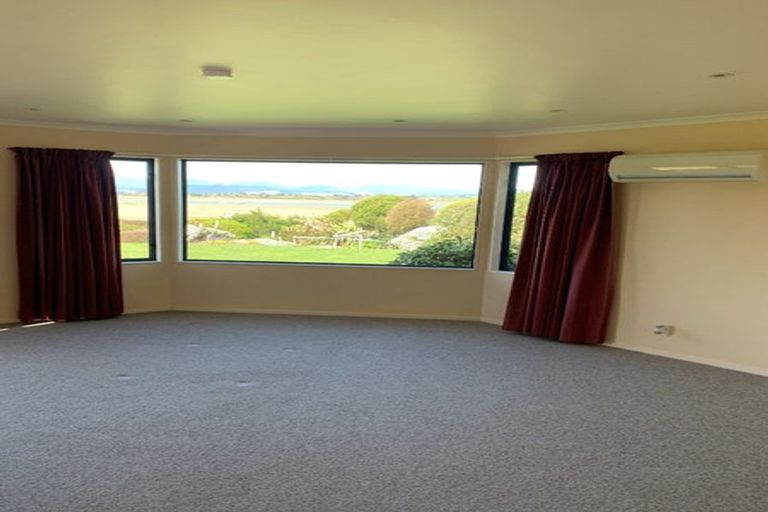 Photo of property in 6 Coutts Place, Mapua, 7005