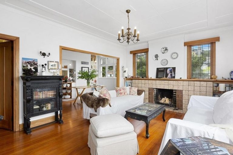 Photo of property in 19 Cliffs Road, Saint Clair, Dunedin, 9012