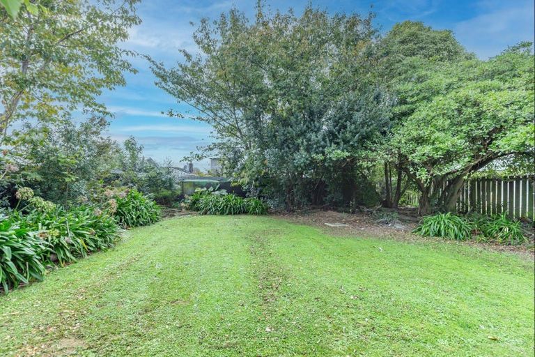 Photo of property in 11 Matipo Street, Levin, 5510
