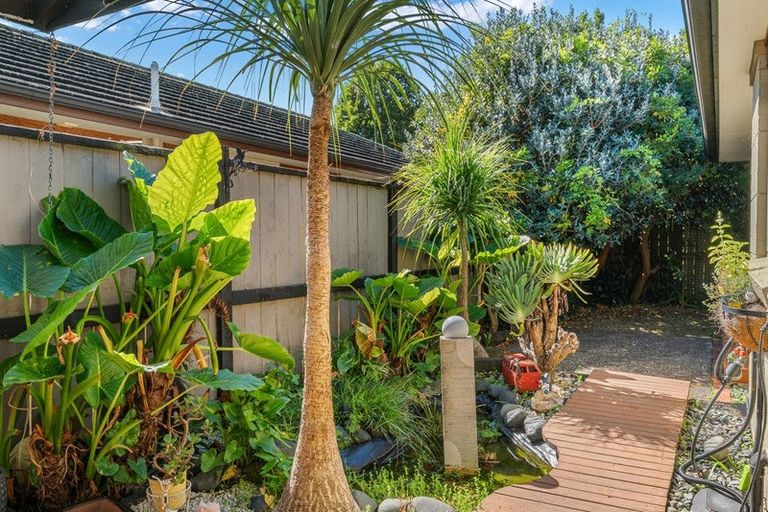 Photo of property in 62 Taka Street, Takanini, 2112