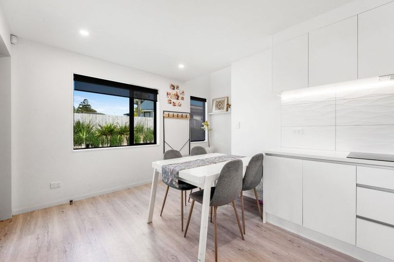 Photo of property in 8a Roys Road, Weymouth, Auckland, 2103
