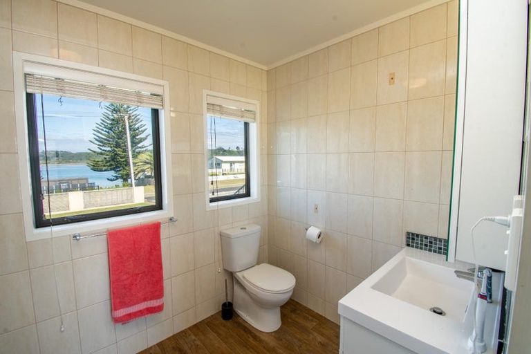 Photo of property in 715 Pukehina Parade, Pukehina, 3189