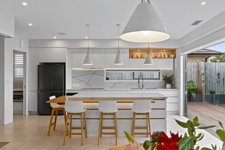 Photo of property in 64 Sandhurst Drive, Papamoa Beach, Papamoa, 3118