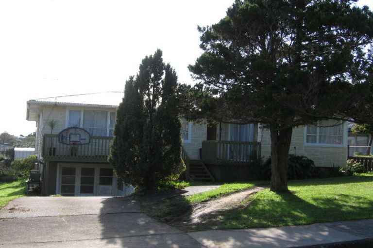 Photo of property in 14 Willoughby Avenue, Howick, Auckland, 2014