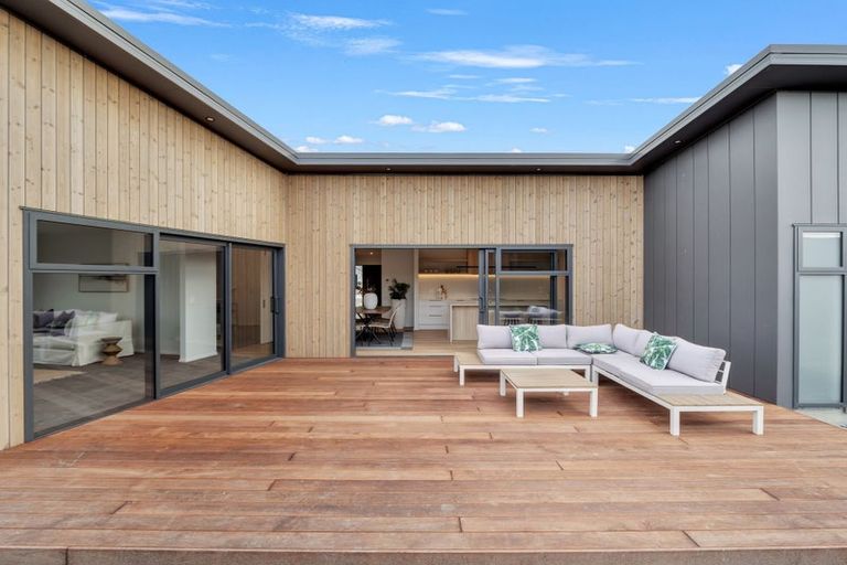 Photo of property in 1 Sutton Street, Rangiora, 7400