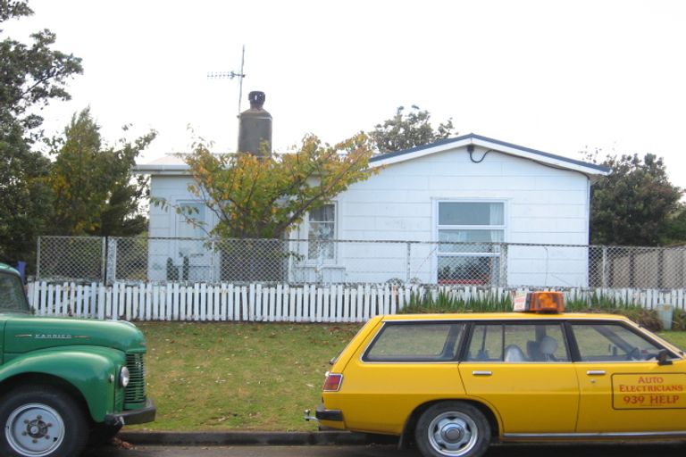 Photo of property in 31 Margaret Road, Raumati Beach, Paraparaumu, 5032