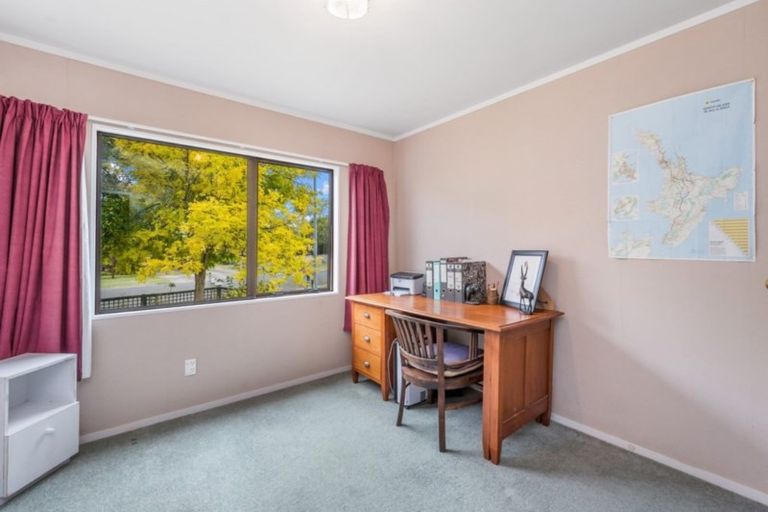 Photo of property in 8 Cromwell Drive, Fitzroy, Hamilton, 3206