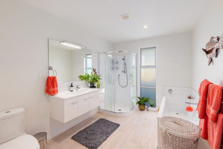 Photo of property in 5 Taimana Lane, Diamond Harbour, Lyttelton, 8971