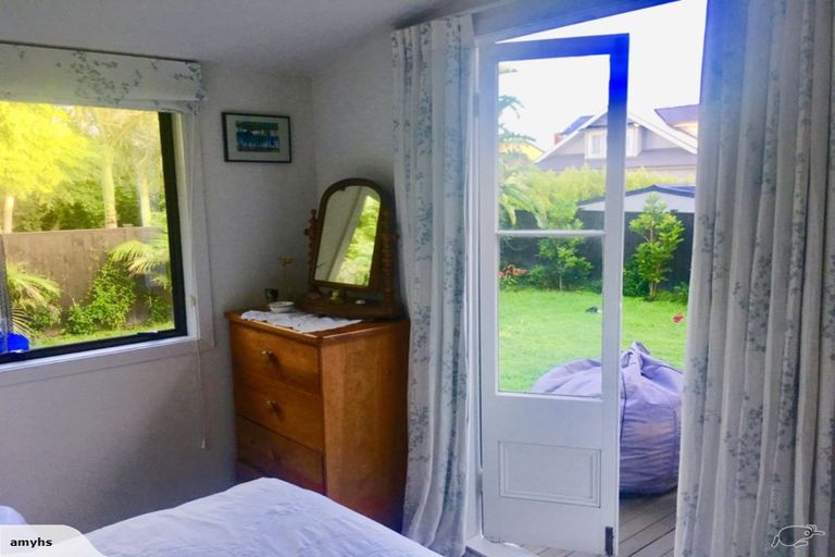 Photo of property in 2 Sinclair Street, Devonport, Auckland, 0624