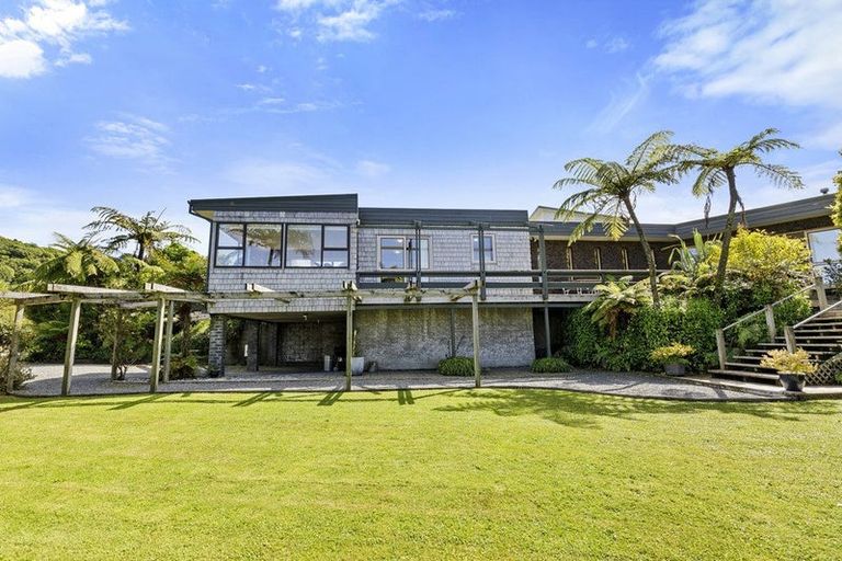 Photo of property in 155 Park Road, Belmont, Lower Hutt, 5010