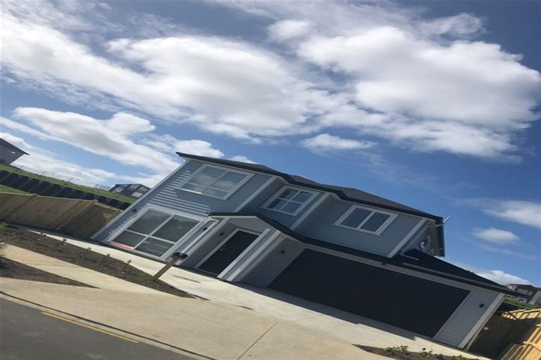 Photo of property in 34 Matahae Drive, Flat Bush, Auckland, 2019