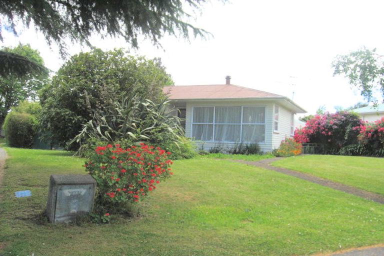 Photo of property in 15 Tairere Crescent, Rosehill, Papakura, 2113