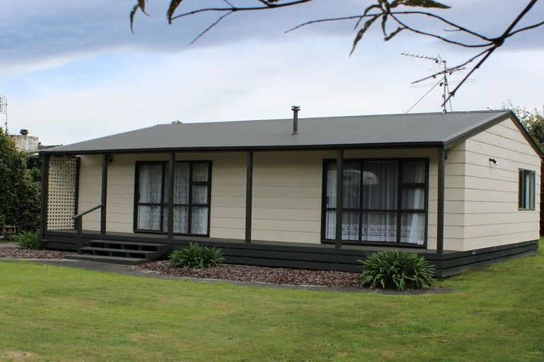 Photo of property in 424 High Street South, Carterton, 5713