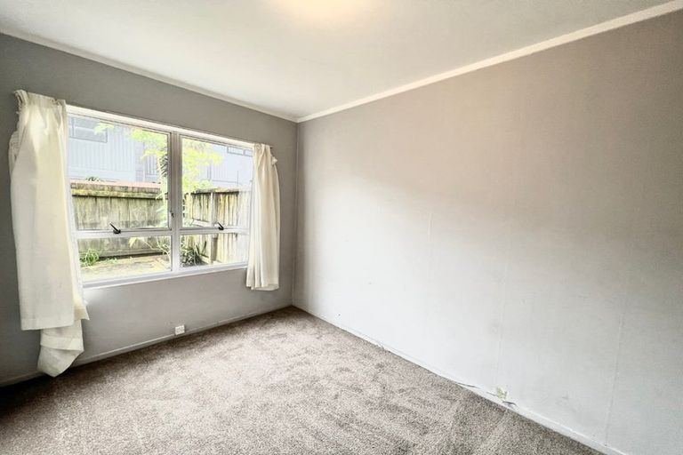 Photo of property in 3/47 Point Chevalier Road, Point Chevalier, Auckland, 1022