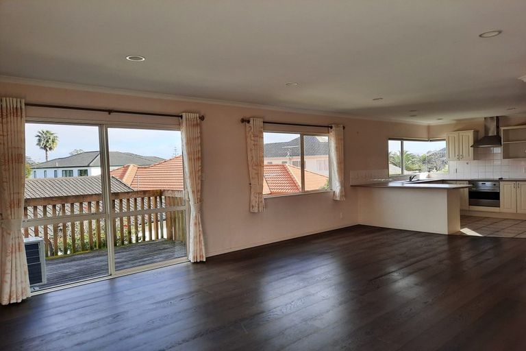 Photo of property in 3 San Luis Place, Golflands, Auckland, 2013