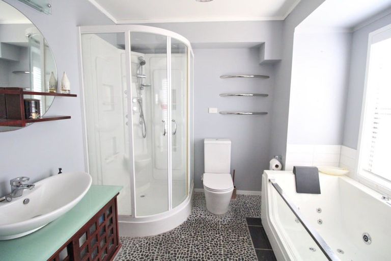 Photo of property in 137 The Fairway, Matarangi, Whitianga, 3592