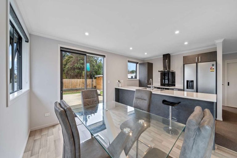 Photo of property in 11 Clyde Street, Oamaru North, Oamaru, 9400