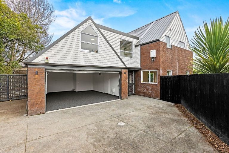 Photo of property in 3/251 Memorial Avenue, Burnside, Christchurch, 8053