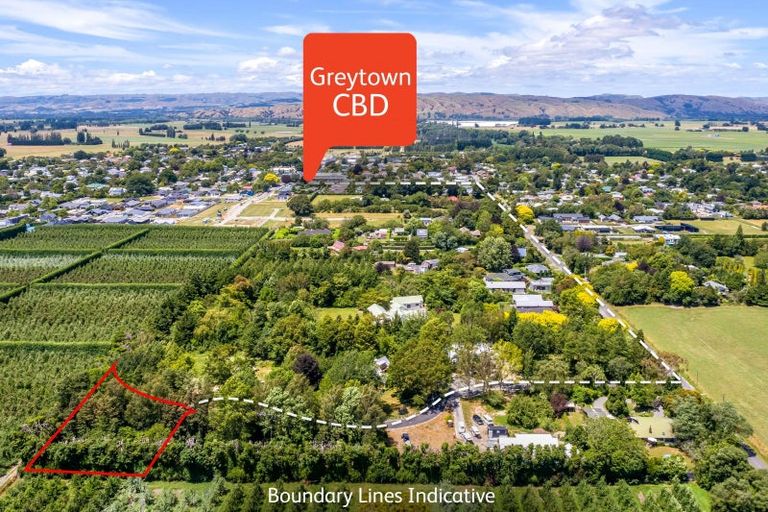 Photo of property in 15 Woodlands Way, Greytown, 5712