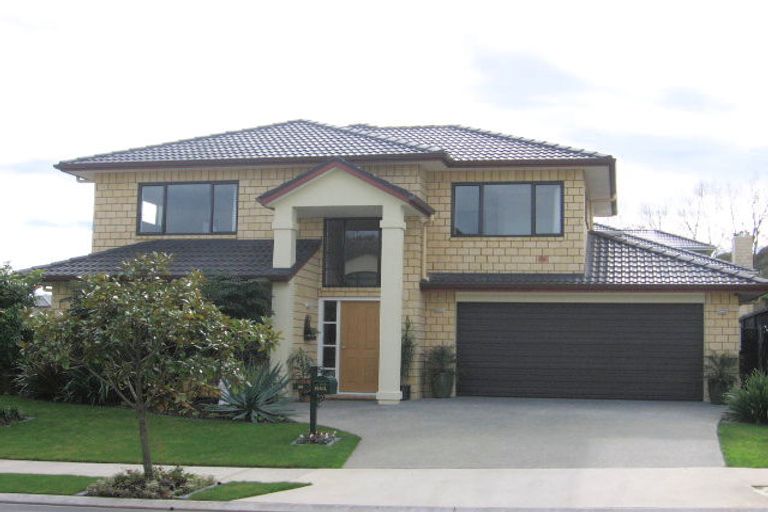 Photo of property in 40 Coachman Drive, Flat Bush, Auckland, 2016