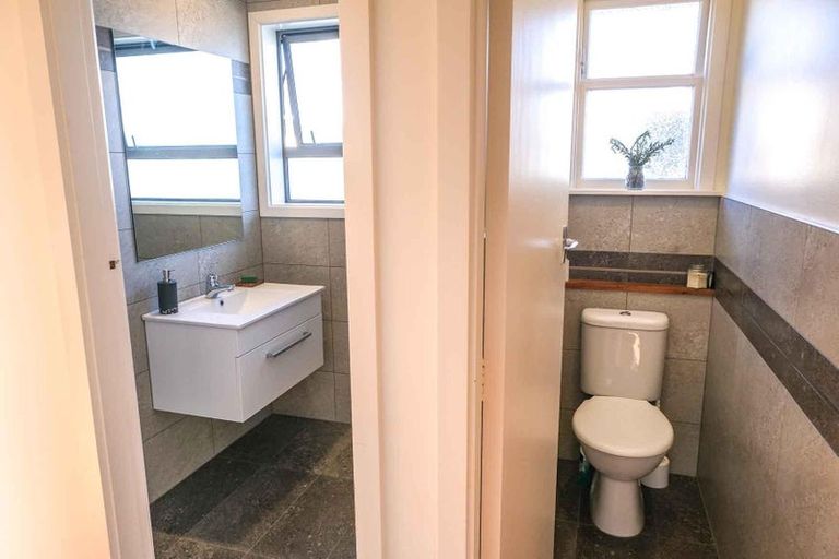 Photo of property in 15 Palmers Road, New Brighton, Christchurch, 8083