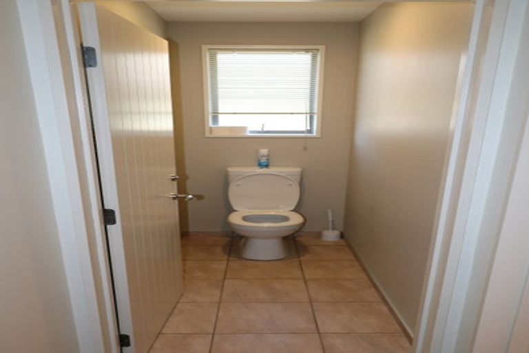 Photo of property in 117 Rolleston Drive, Rolleston, 7614