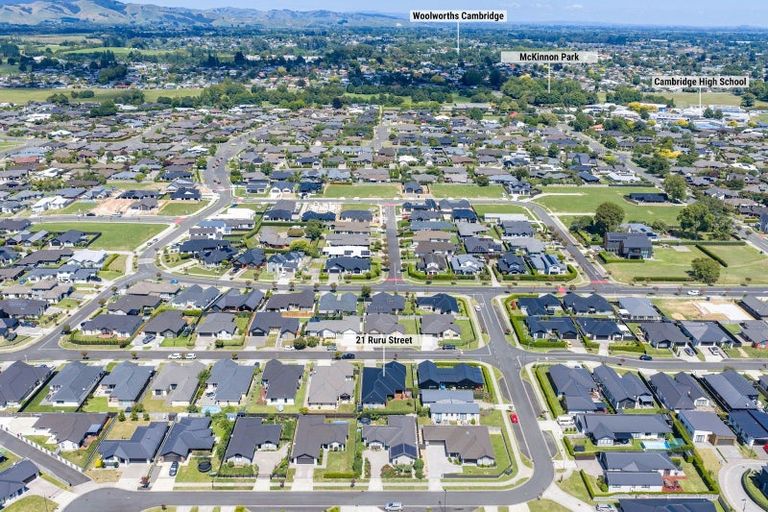 Photo of property in 21 Ruru Street, Cambridge, 3434