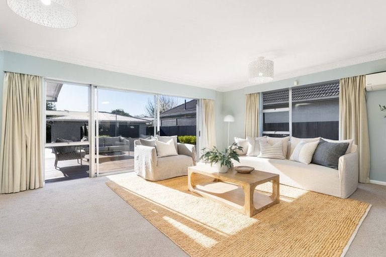 Photo of property in 203 Knowles Street, St Albans, Christchurch, 8052