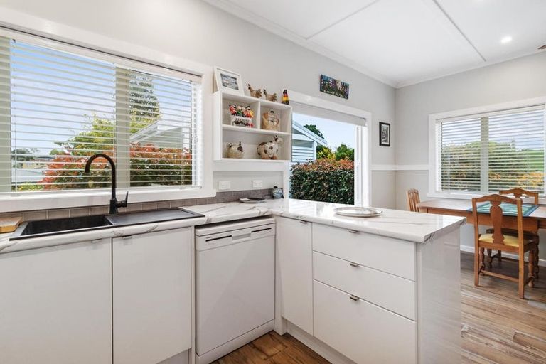 Photo of property in 16 High Street, Tirau, 3410