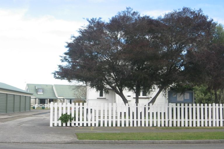 Photo of property in St Lukes Village, 196 Vigor Brown Street, Napier South, Napier, 4110